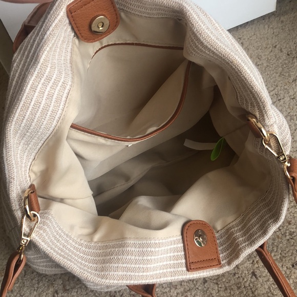 Purse - Picture 2 of 3